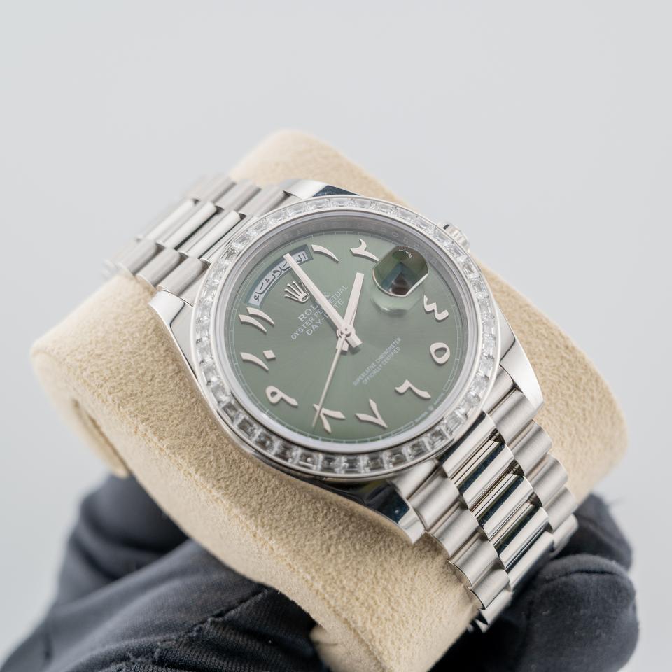 Rolex Day-Date 40
Platinum Olive Green Arabic Dial Diamond Bezel