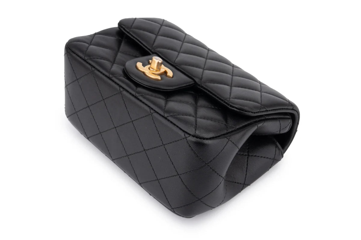 Chanel Mini Classic Flap Noir