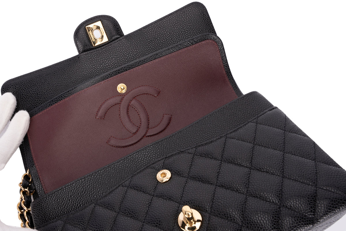 Chanel Med Classic Flap Caviar Blac