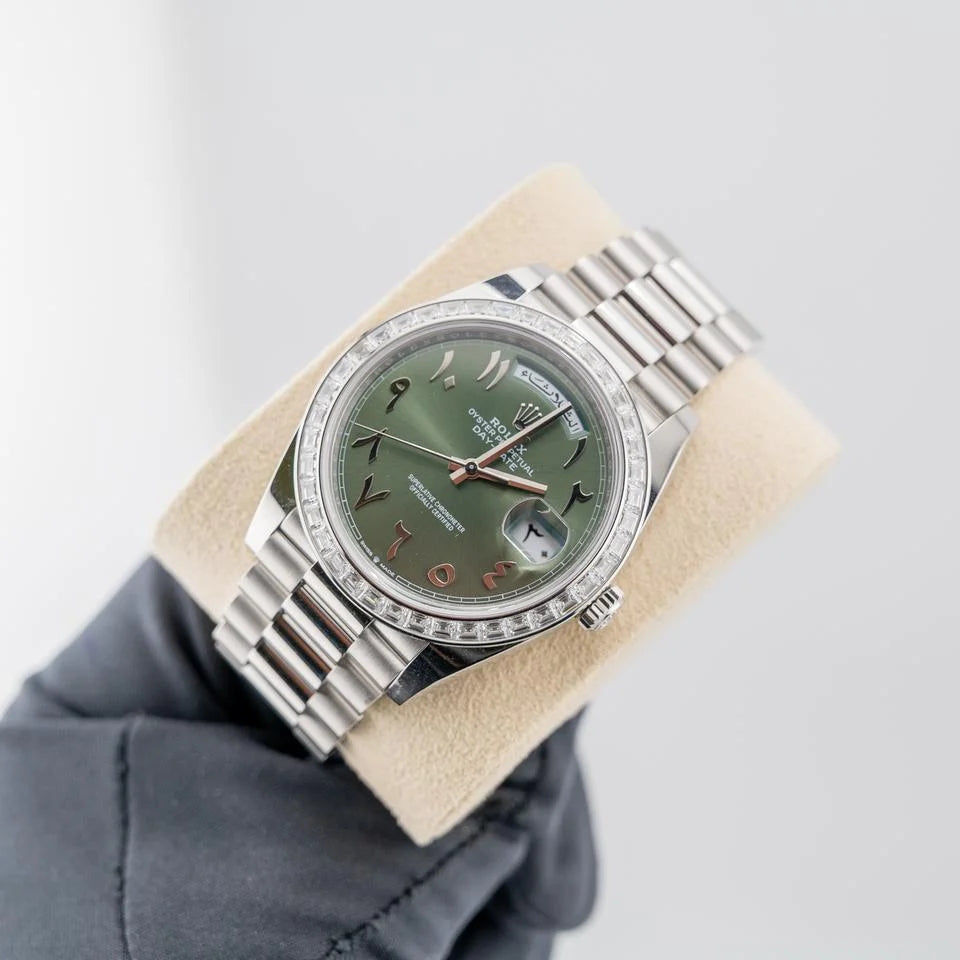 Rolex Day-Date 40
Platinum Olive Green Arabic Dial Diamond Bezel