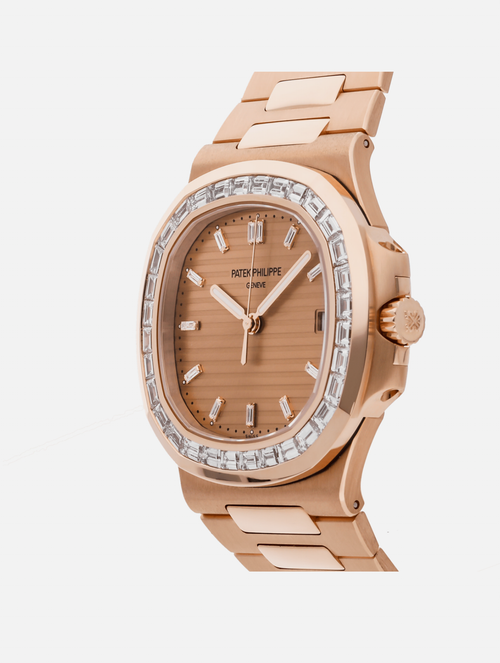 Patek Philippe Nautilus
7010/1R-011