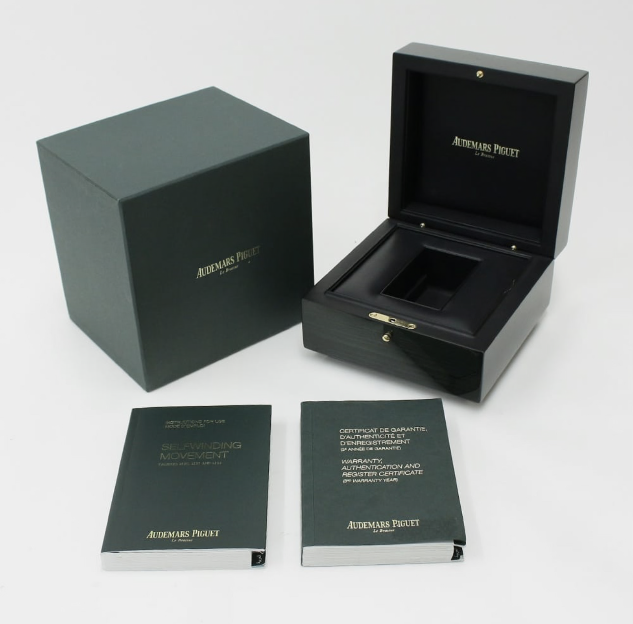Audemars Piguet Royal Oak Blue - 15202OR