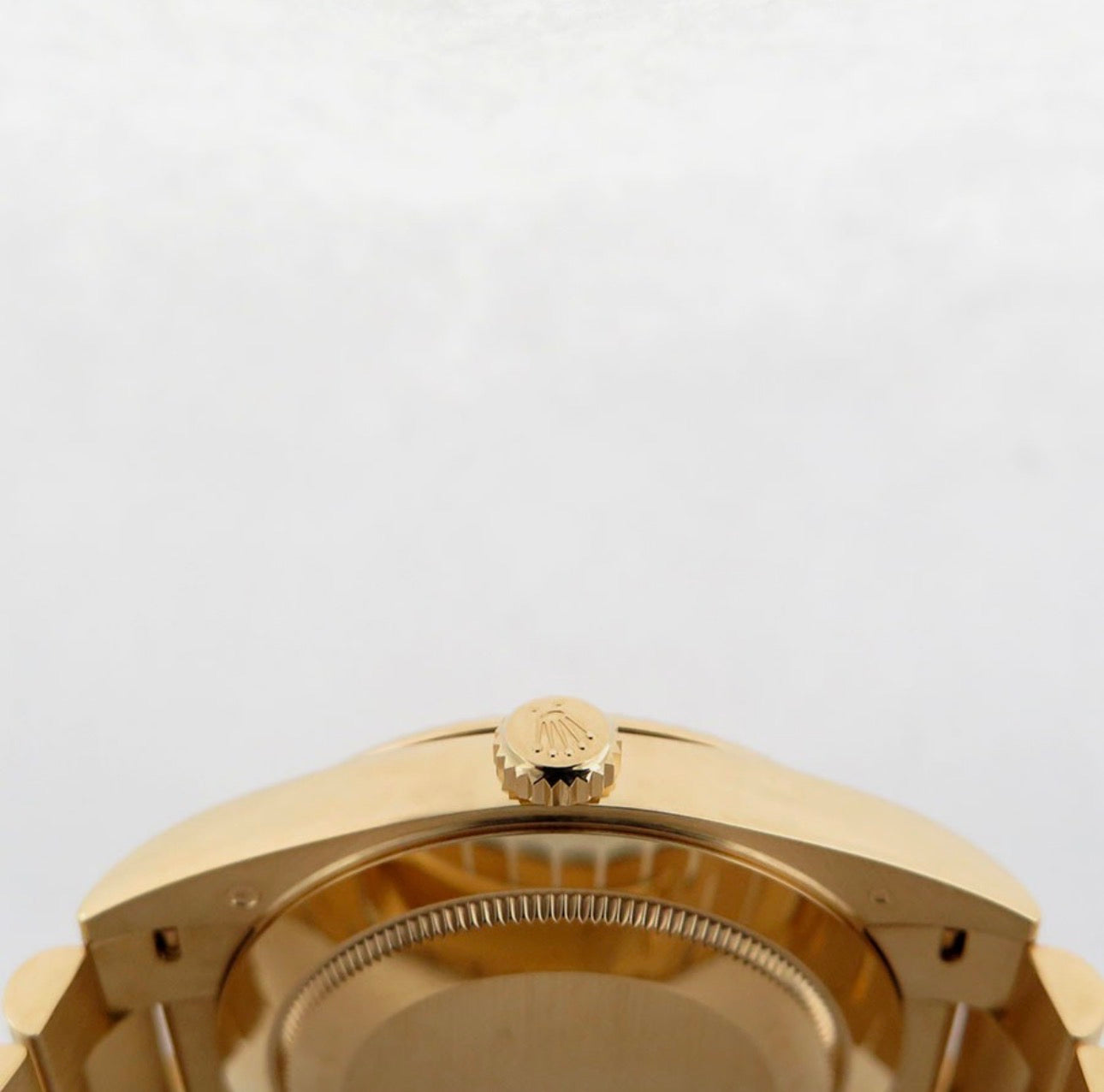 ROLEX DAY-DATE 40 GOLD - CHAMPAGNE DIAL - 228238