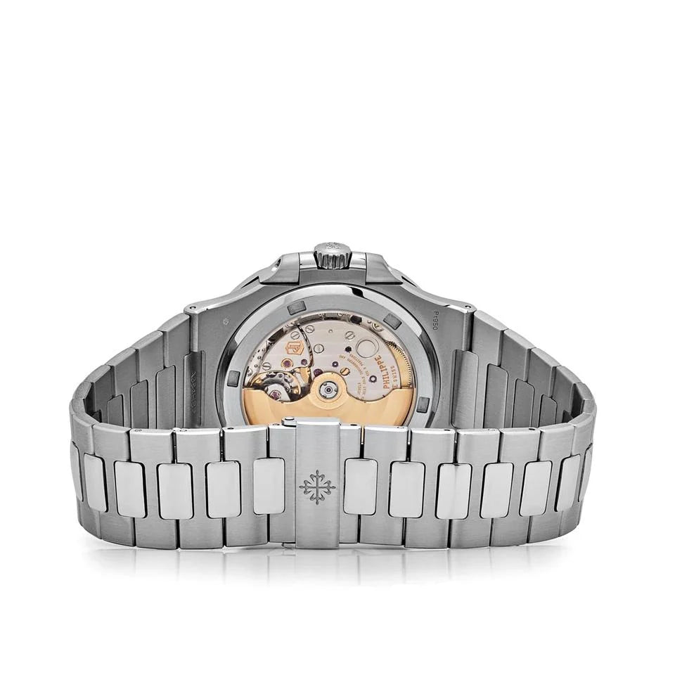 Patek Philippe Nautilus
5711/113P-001 Platinum Emeralds