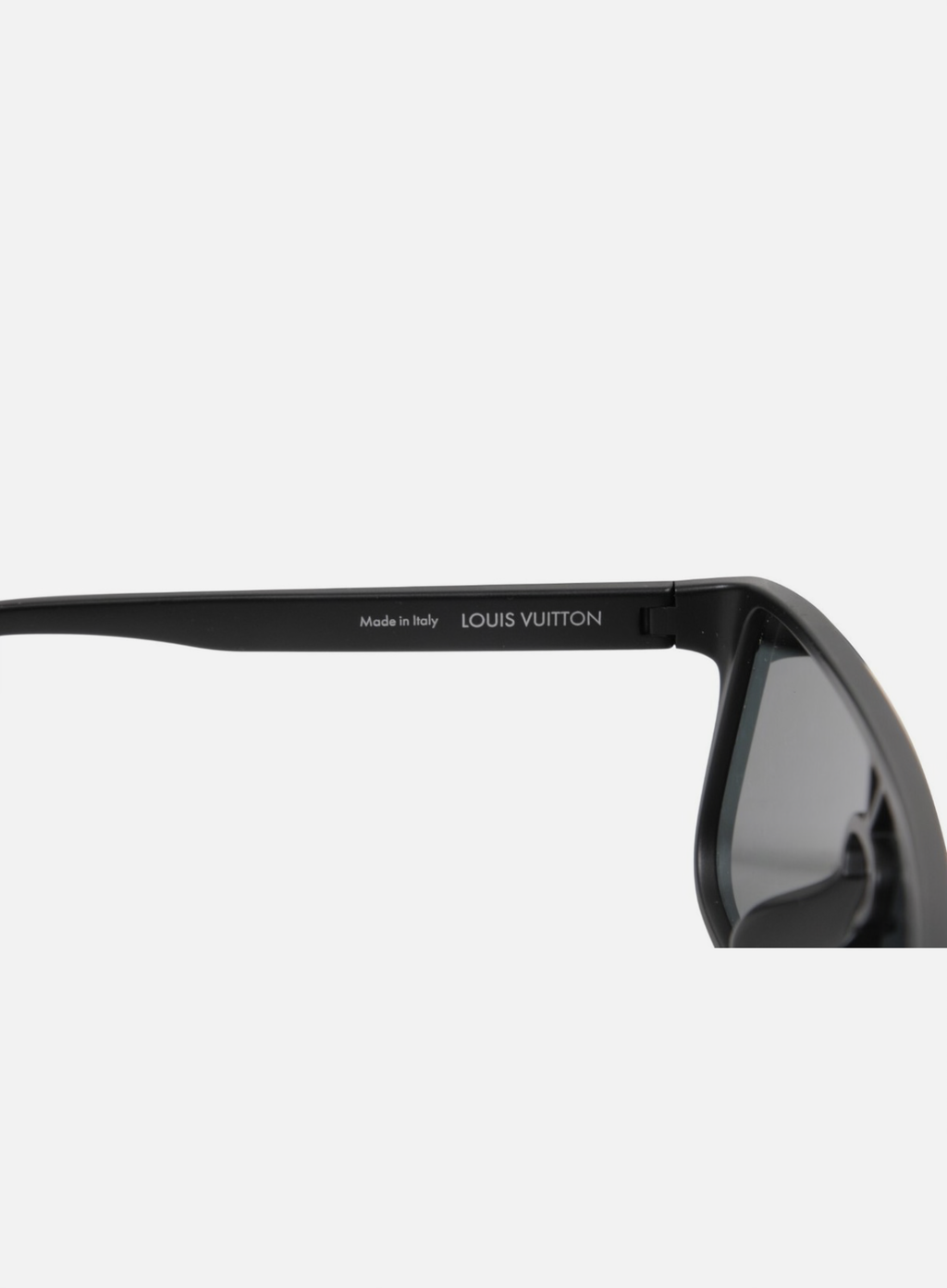 Louis Vuitton LV Waimea Sunglasses Black Blue Monogram