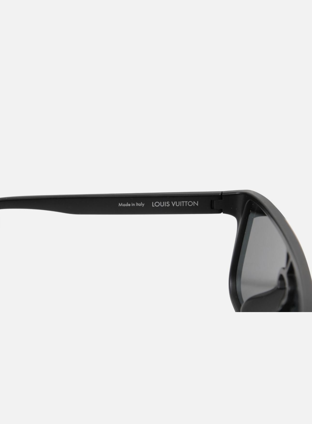 Louis Vuitton LV Waimea Sunglasses Black Blue Monogram