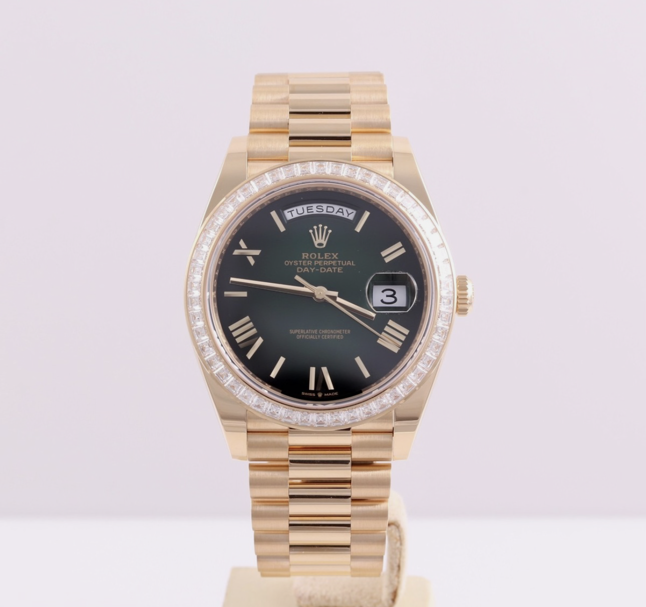 Rolex Day-Date 40
228348RBR