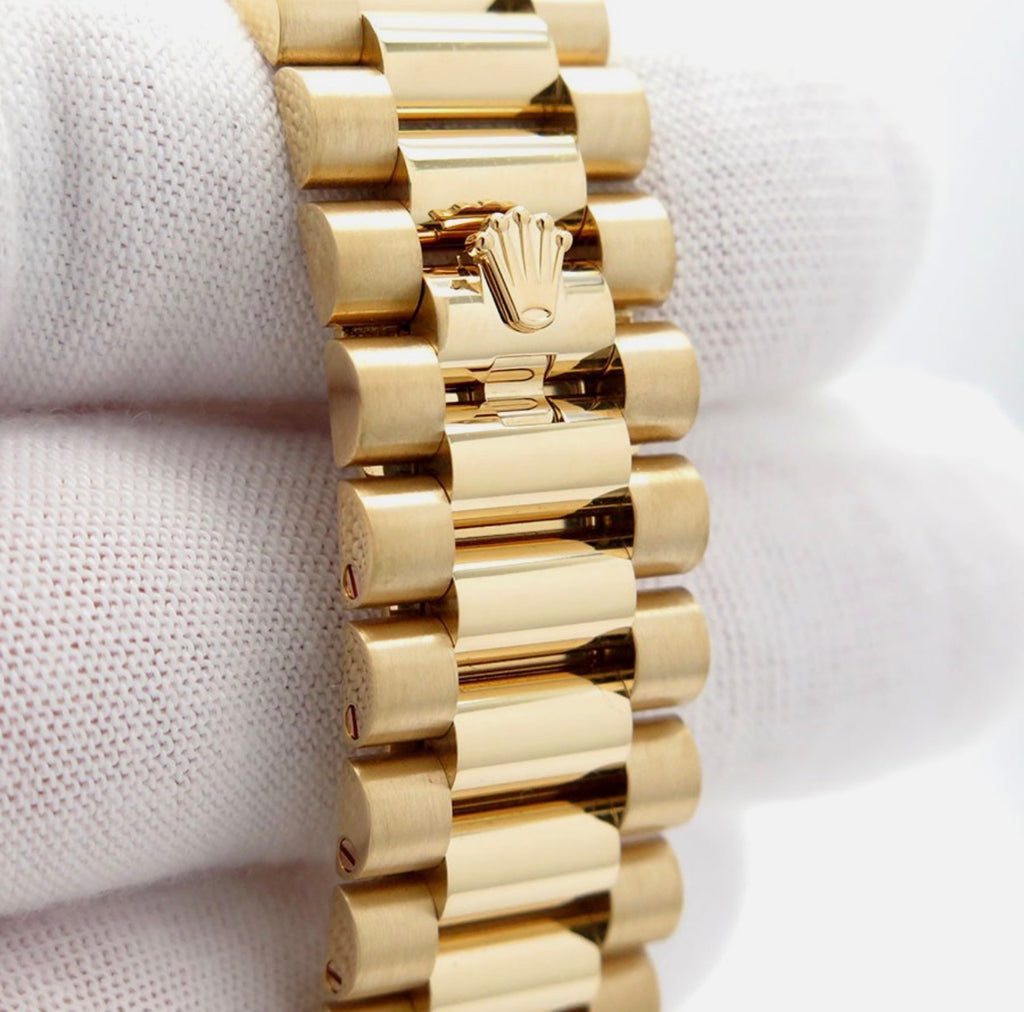 ROLEX DAY-DATE 40 GOLD - CHAMPAGNE DIAL - 228238