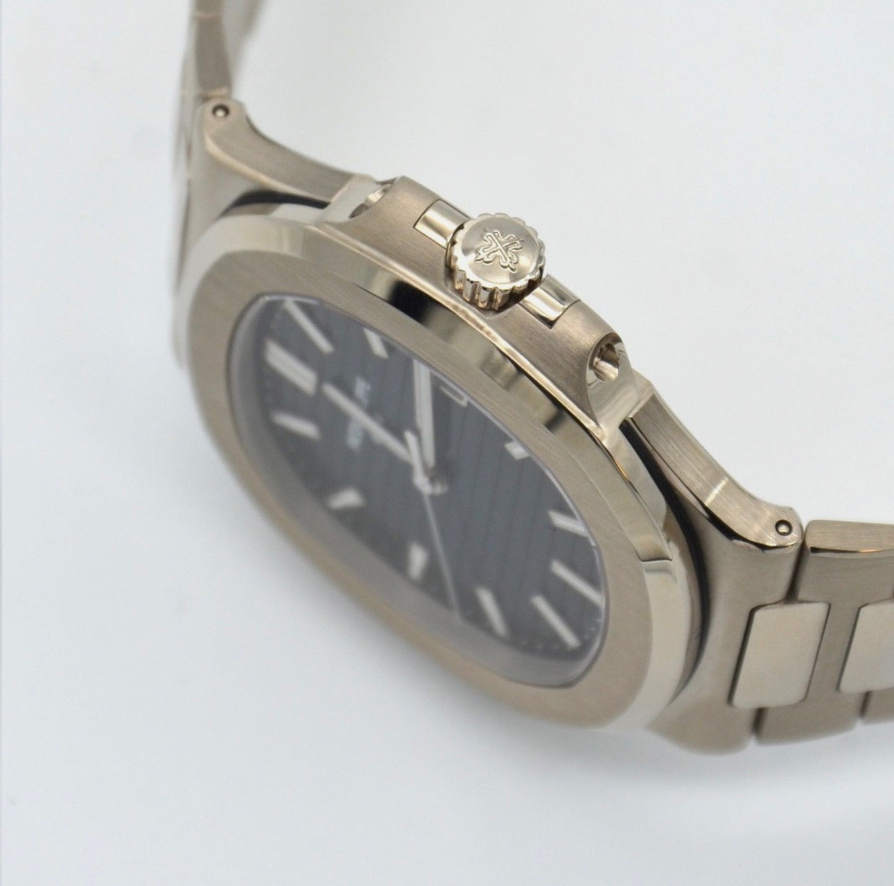 Patek Philippe 5711, Steel, Blue Dial
Ref: 5711/1A