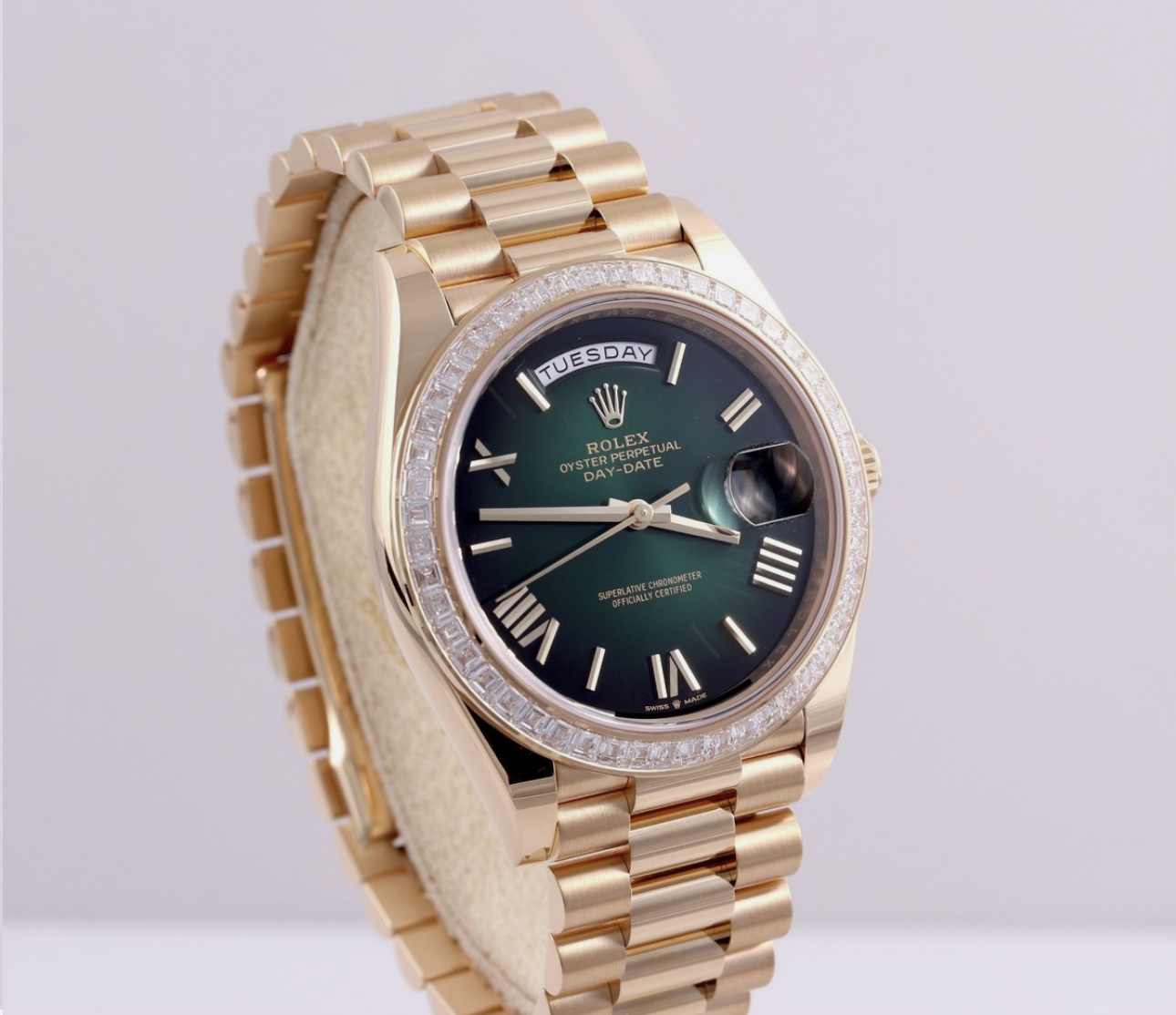 Rolex Day-Date 40
228348RBR