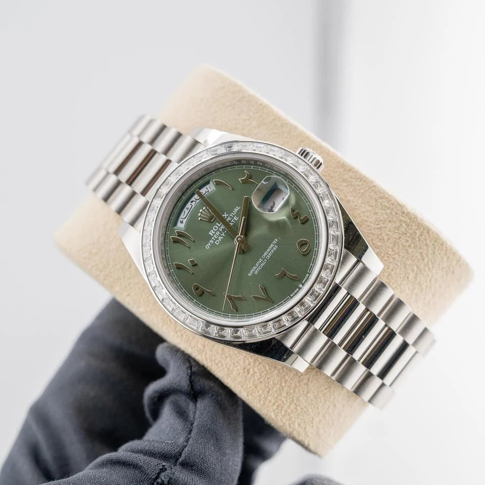 Rolex Day-Date 40
Platinum Olive Green Arabic Dial Diamond Bezel