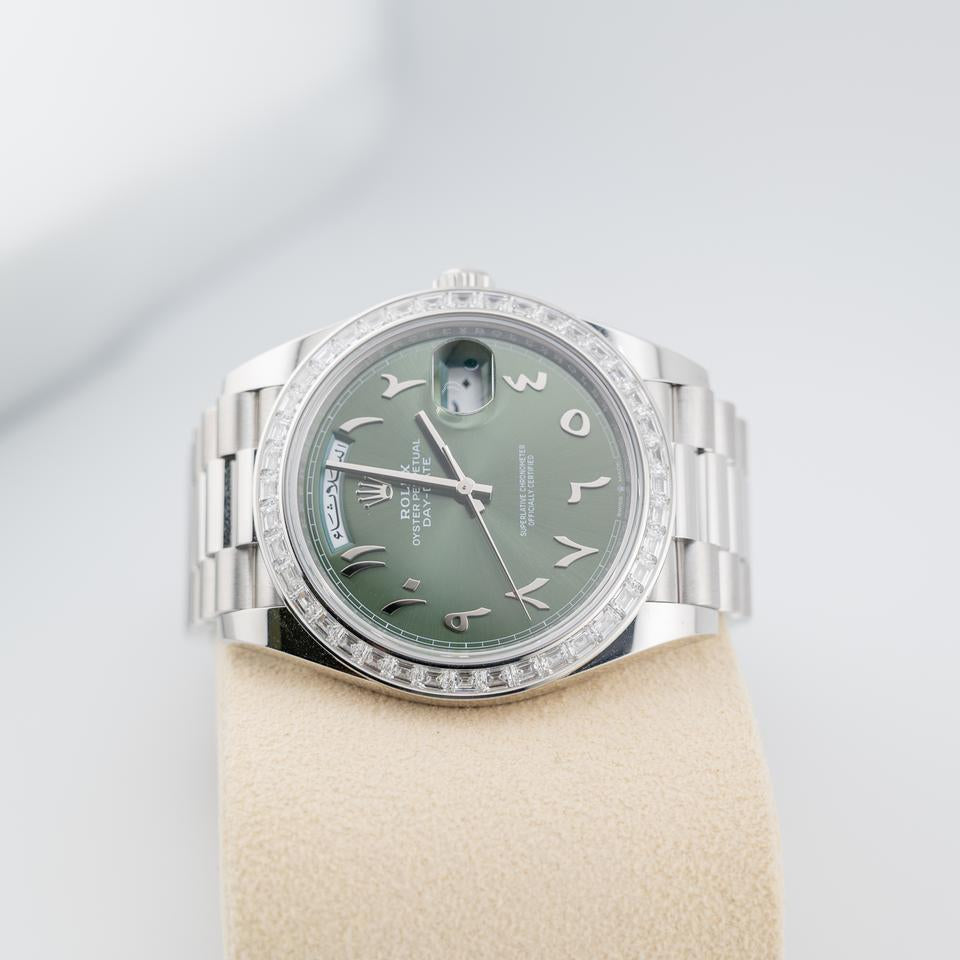 Rolex Day-Date 40
Platinum Olive Green Arabic Dial Diamond Bezel