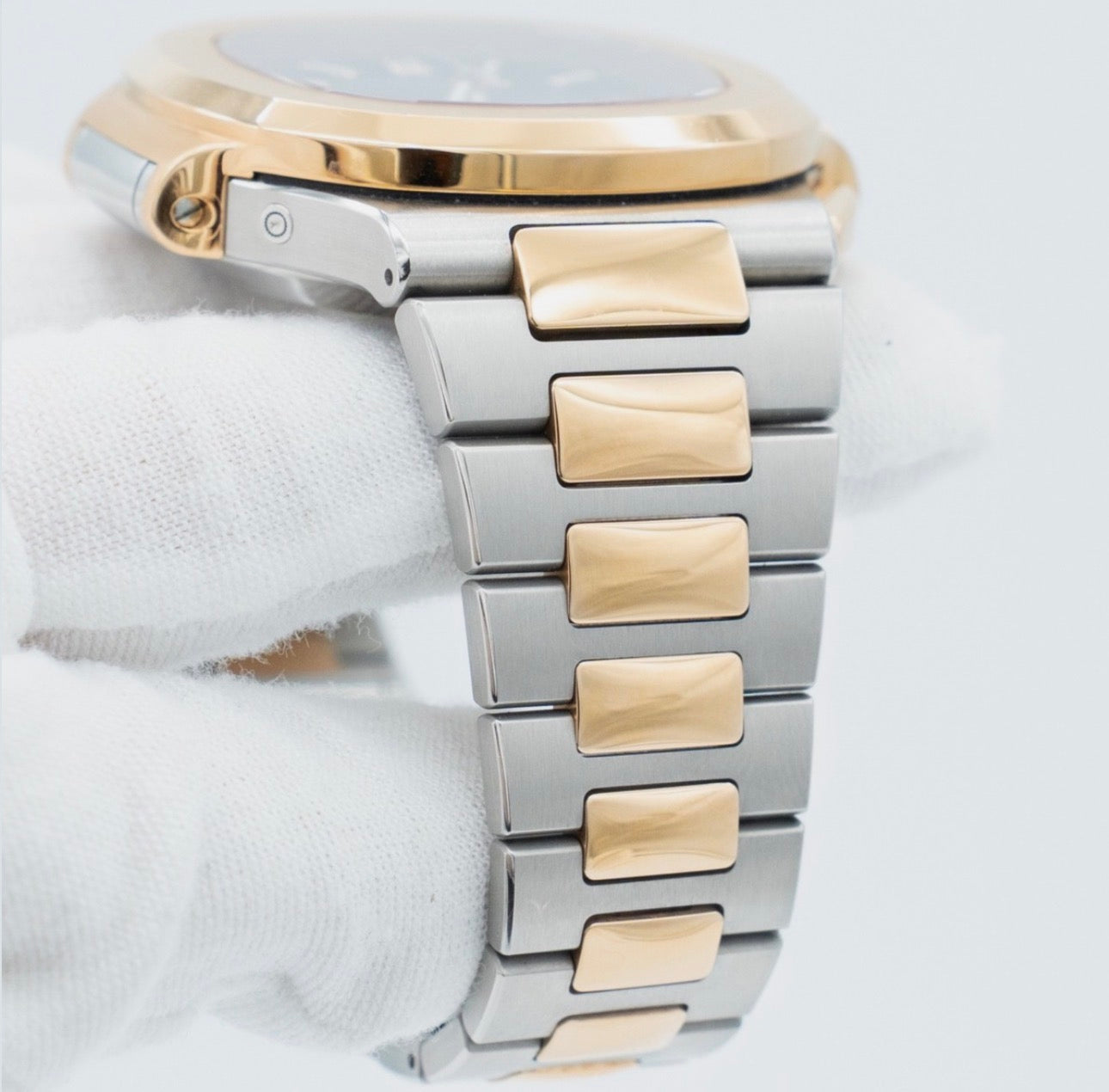 Patek Philippe Nautilus 40.5mm 5980-1AR-001