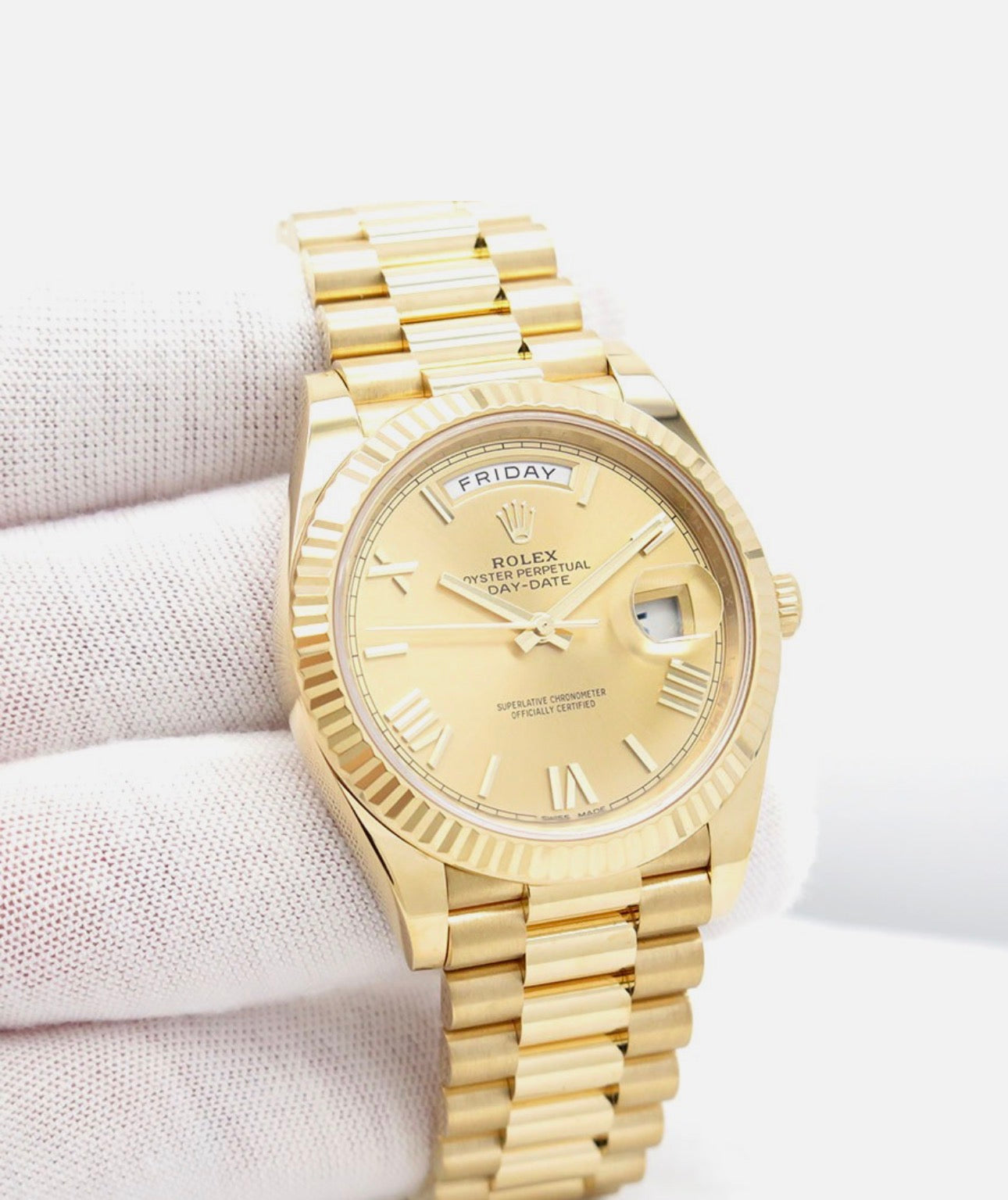 ROLEX DAY-DATE 40 GOLD - CHAMPAGNE DIAL - 228238