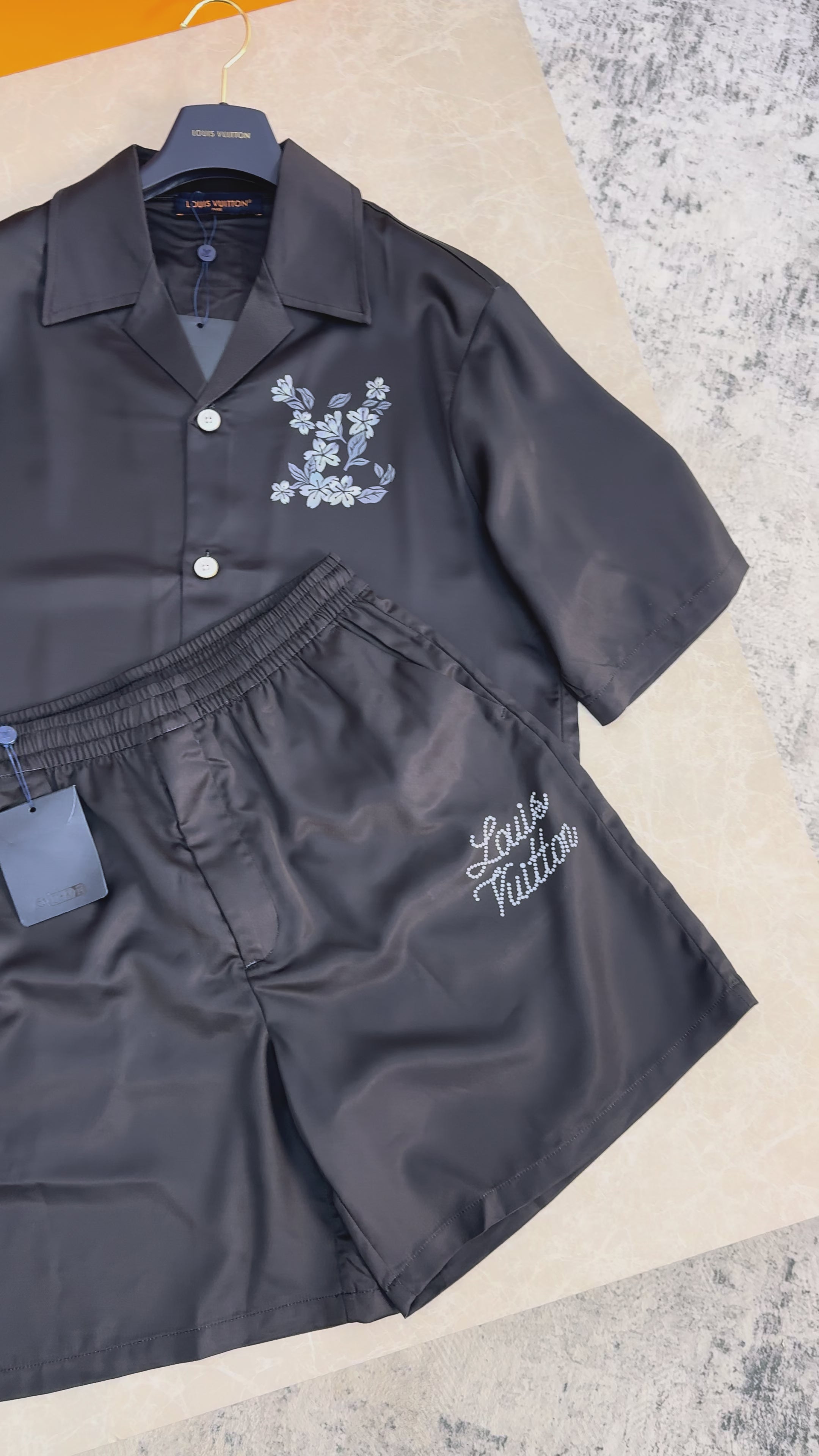 Louis Vuitton Set