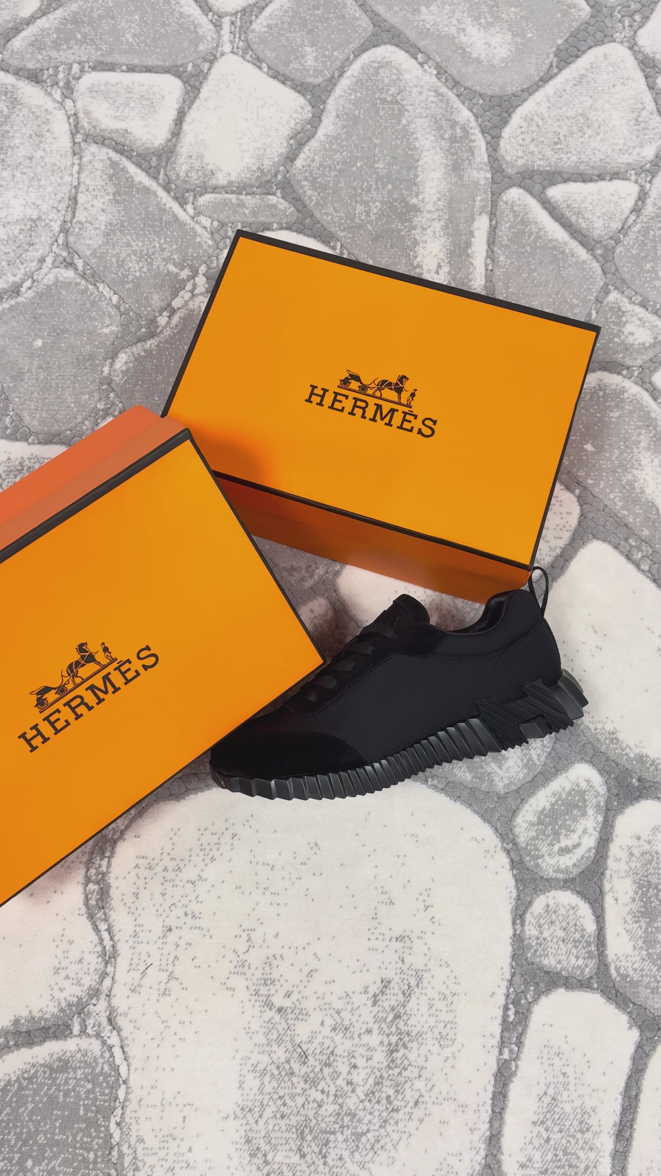 Hermes Bouncing Sneakers
